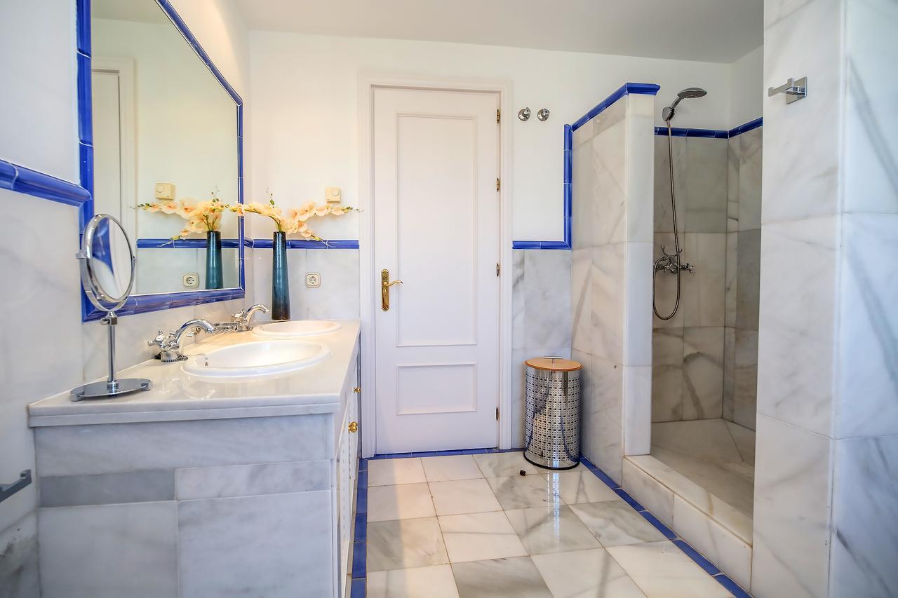 La Perla De La Bahia 912 Daire Casares Dış mekan fotoğraf